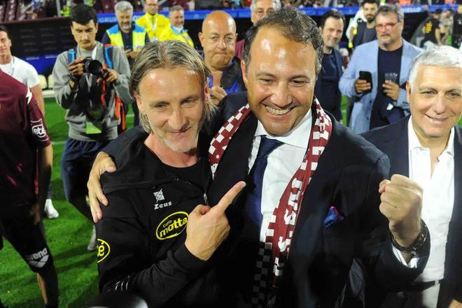 士老将群的 士老将群的