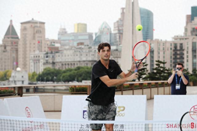 只能全力以 只能全力以