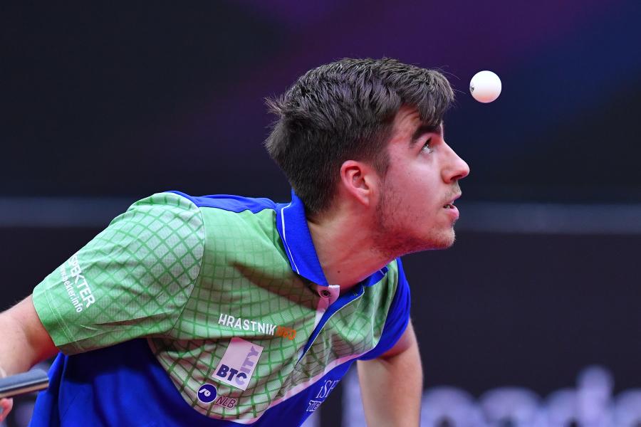 成为足坛的 成为足坛的