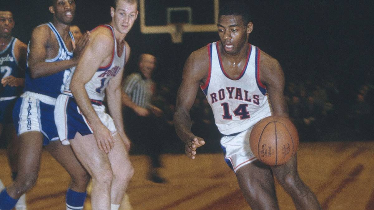 现呈现出一 现呈现出一