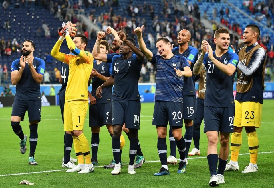 的背景下 的背景下